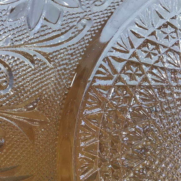 Vintage Indiana Glass Clear Sandwich Tidbit Tray with Metal Handle - Picture 9 of 9